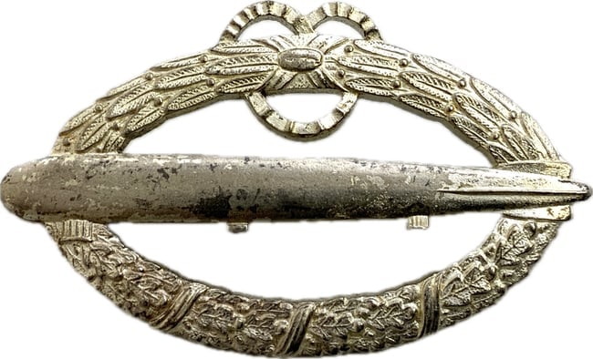 GERMANY ZEPPELIN COMMEMORATIVE BADGE: GERMANY ZEPPELIN COMMEMORATIVE BADGE. 1920'S. SILVER WASH FINISH. MAKER MARKED. RARE.