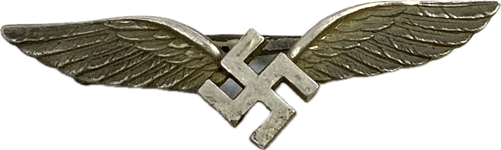 GERMANY THIRD REICH LUFTHANSA CIVILIAN AIRCRAFT PILOT RADIO OPERATOR BADGE: GERMANY THIRD REICH LUFTHANSA CIVILIAN AIRCRAFT PILOT RADIO OPERATOR BADGE. RARE TO FIND. MAKER MARKED.