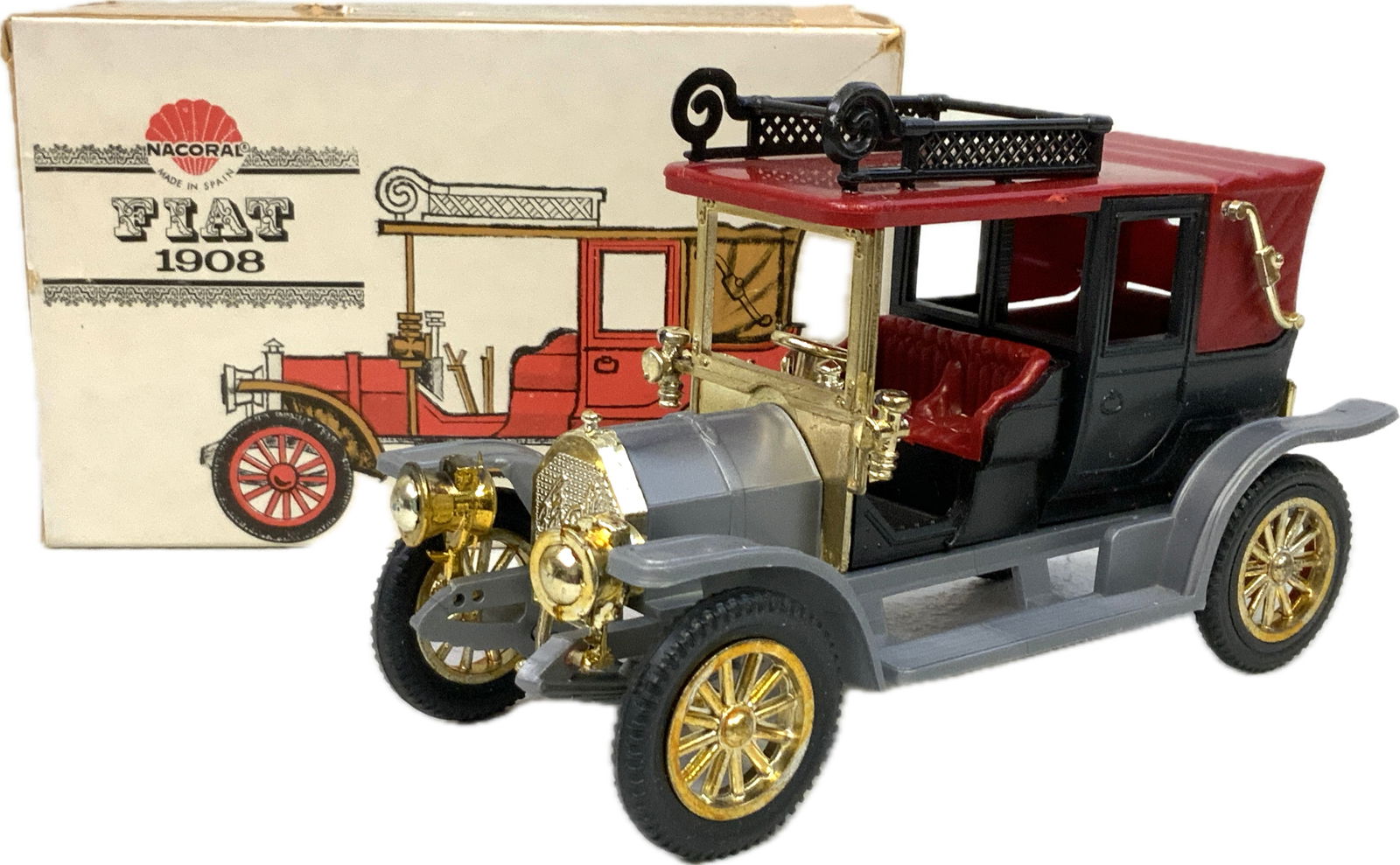 COCHE NACORAL SPAIN 1908 FIAT MODEL WITH ORIGINAL BOX: COCHE NACORAL SPAIN 1908 FIAT MODEL WITH ORIGINAL BOX. 6" LONG. GREAT CONDITION.