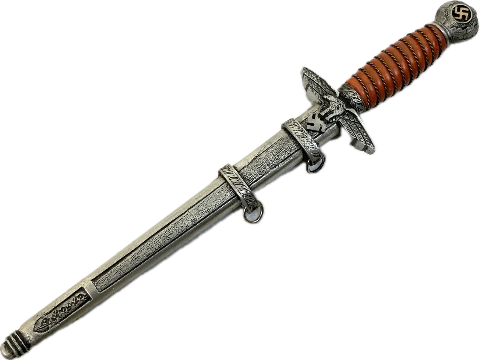 MINIATURE COLLECTABLE GERMAN LUFTWAFFE OFFICER DAGGER: MINIATURE COLLECTABLE GERMAN LUFTWAFFE OFFICER DAGGER. 6" LONG WITH 3 1/2" LONG BLADE.