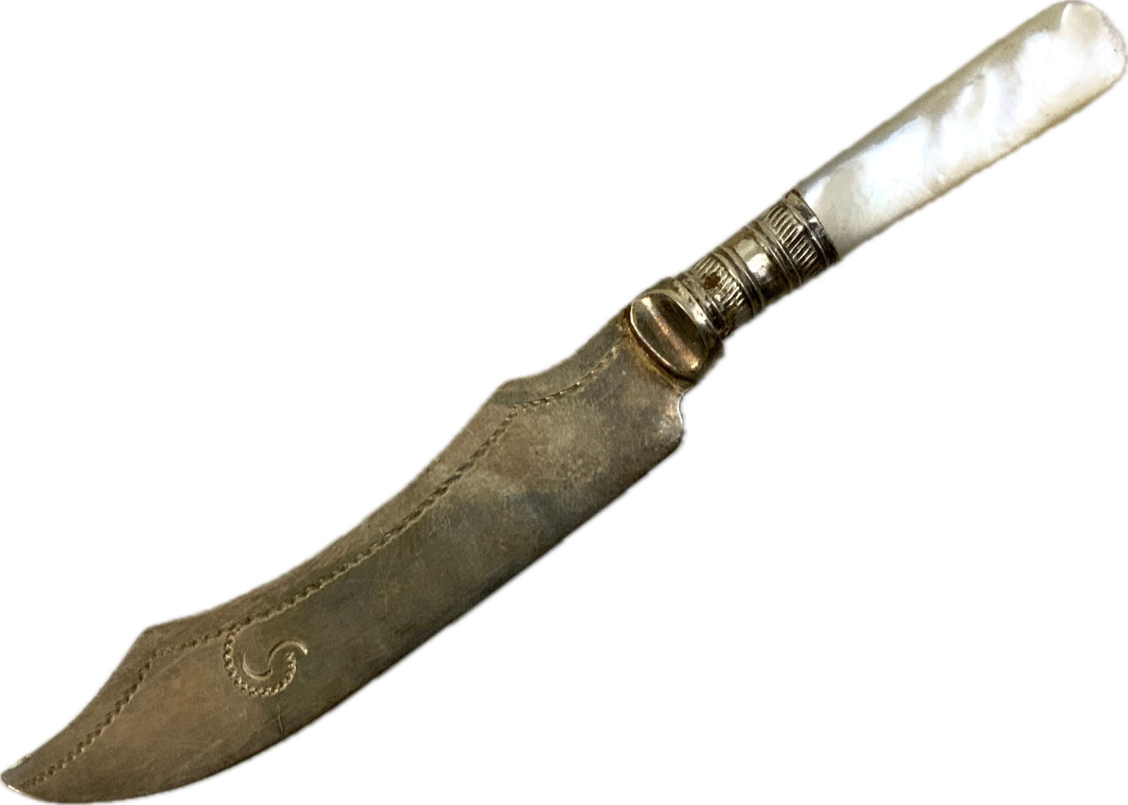ANTIQUE SILVER ENGLISH LETTER OPENER MOTHER OF PEARL GRIP: ANTIQUE SILVER ENGLISH LETTER OPENER MOTHER OF PEARL GRIP. GREAT CONDITION. NICELY HALLMARKED . 6" LONG.