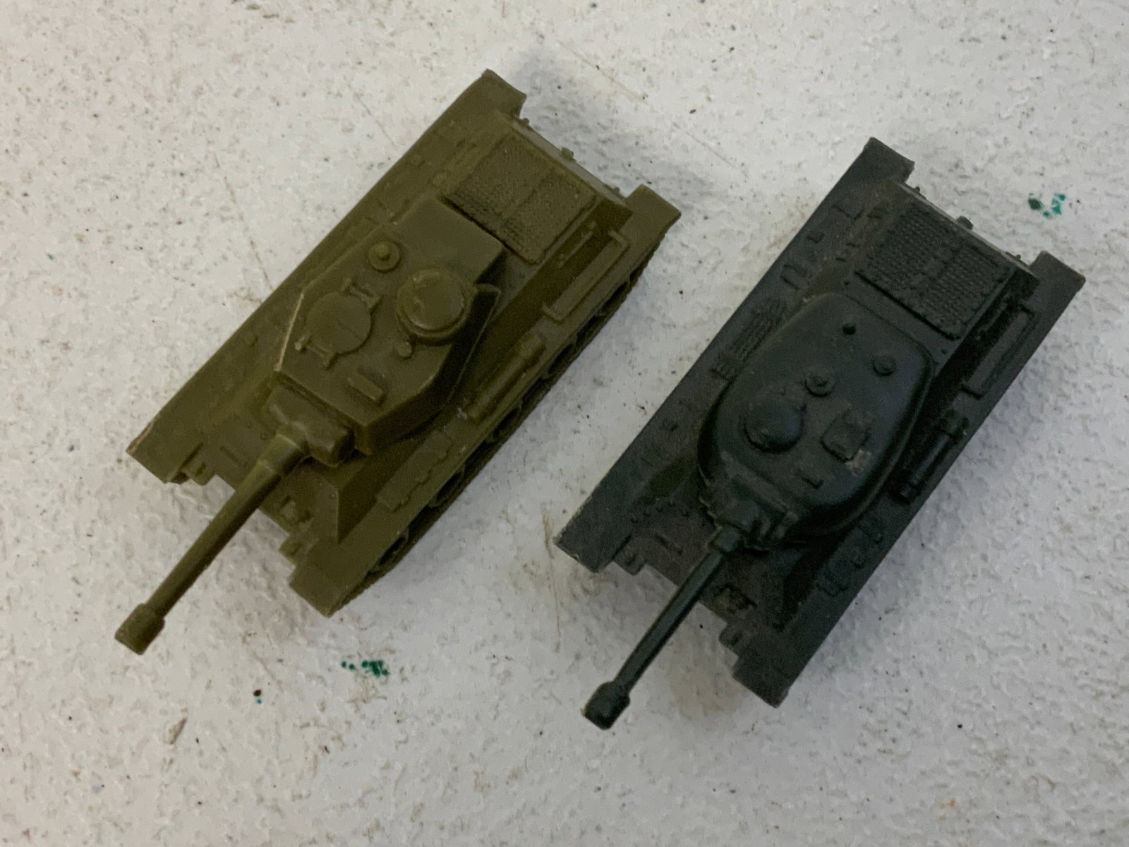 IDEAL 1975 TANK MODELS - 4