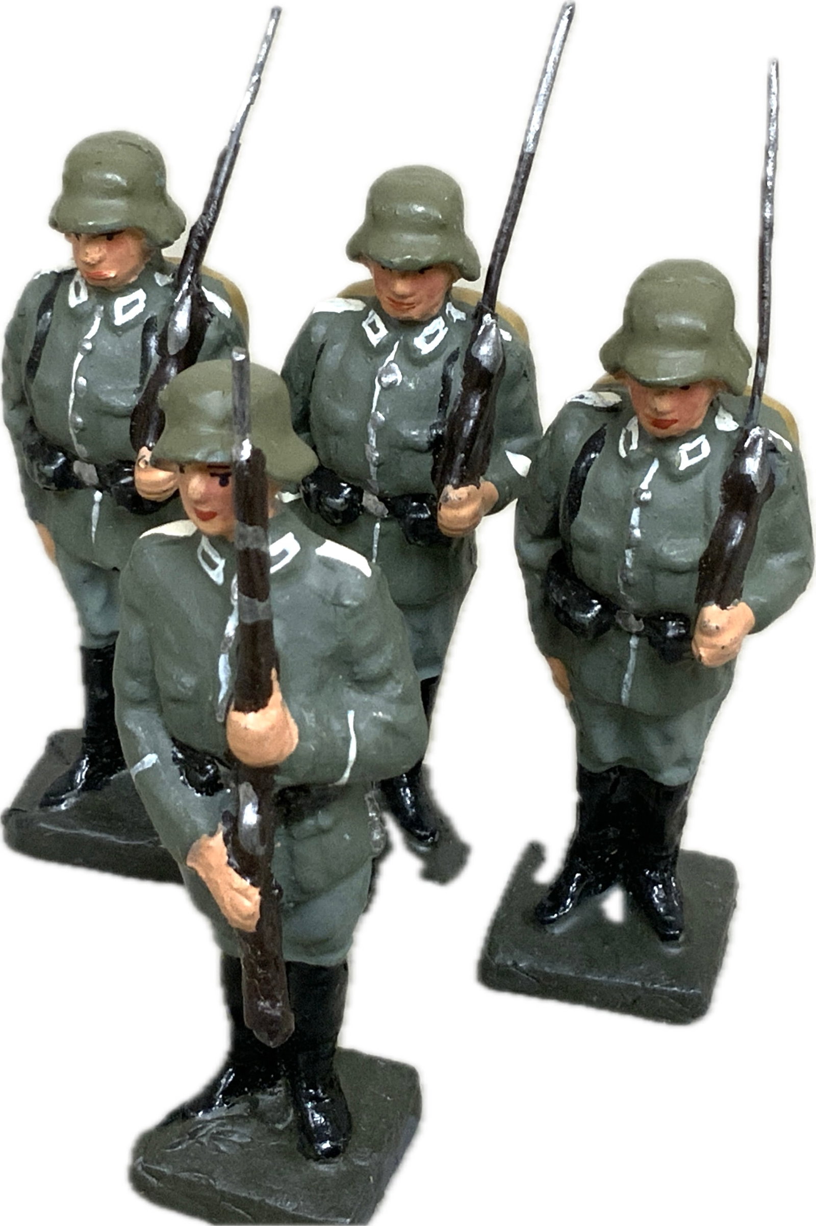 GERMAN NAZI PERIOD LINEOL / ELASTOLIN TOY SOLDIERS (1 of 2)