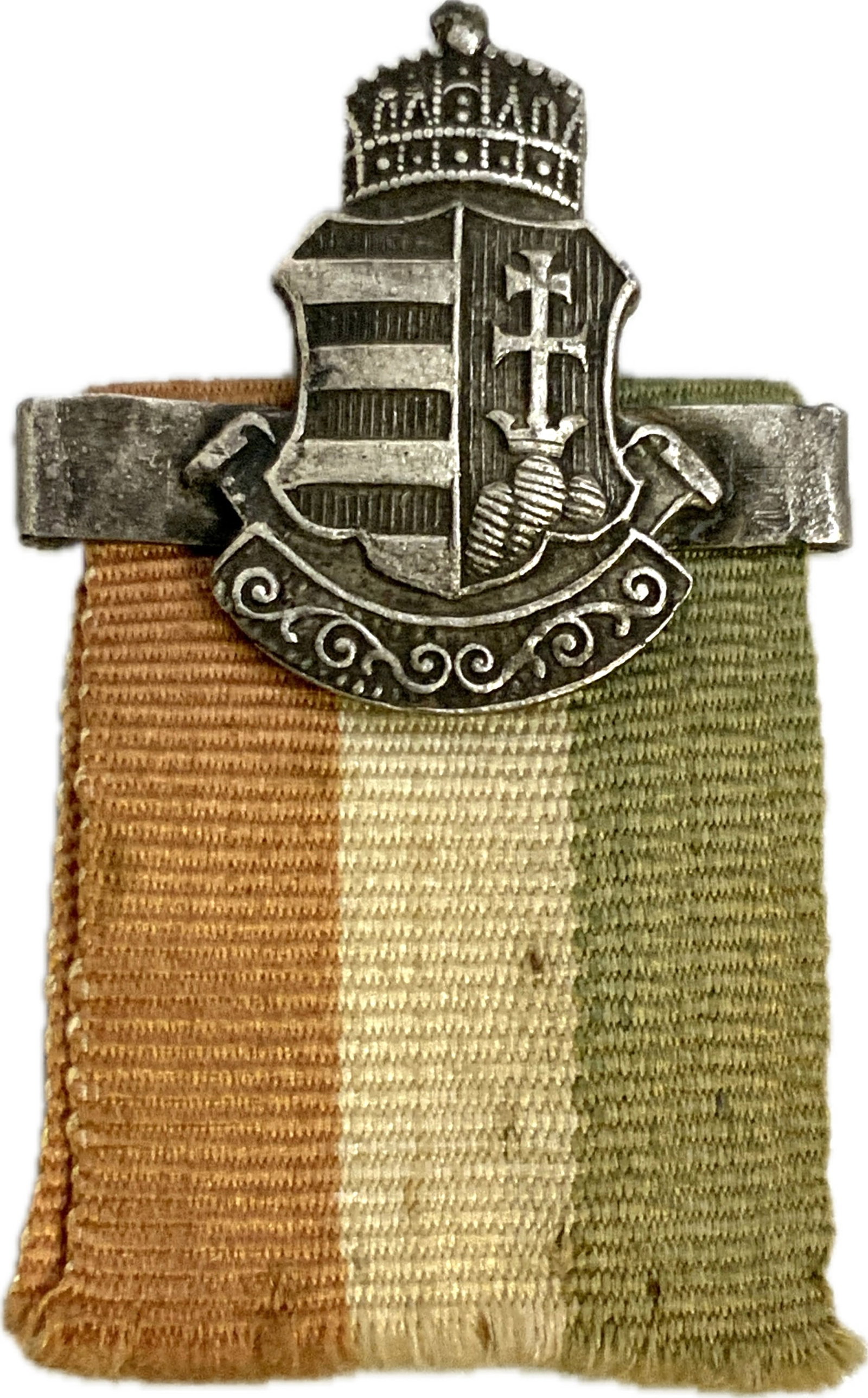 HUNGARY PRE WWII BADGE (1 of 2)