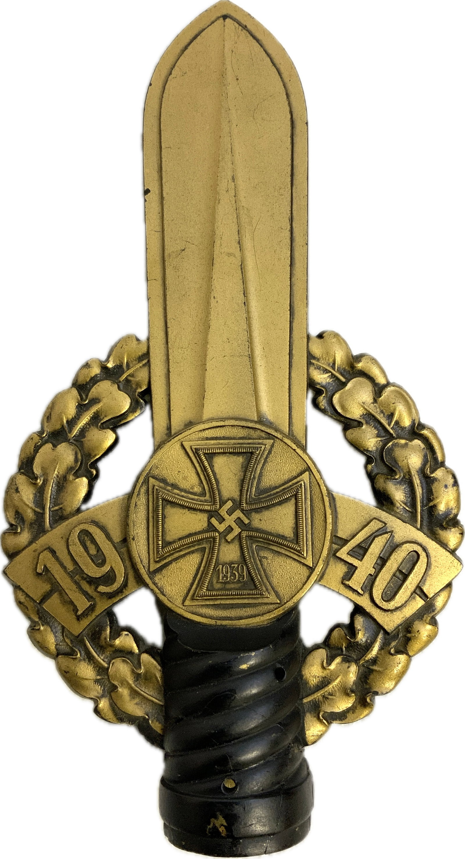 THIRD REICH GERMANY VETERANS ORGANISATION FLAGPOLE FINIAL: THIRD REICH GERMANY VETERANS ORGANISATION FLAGPOLE FINIAL. BAKELITE PIECE. GREAT OVERALL CONDITION. 10" TALL.RARE.