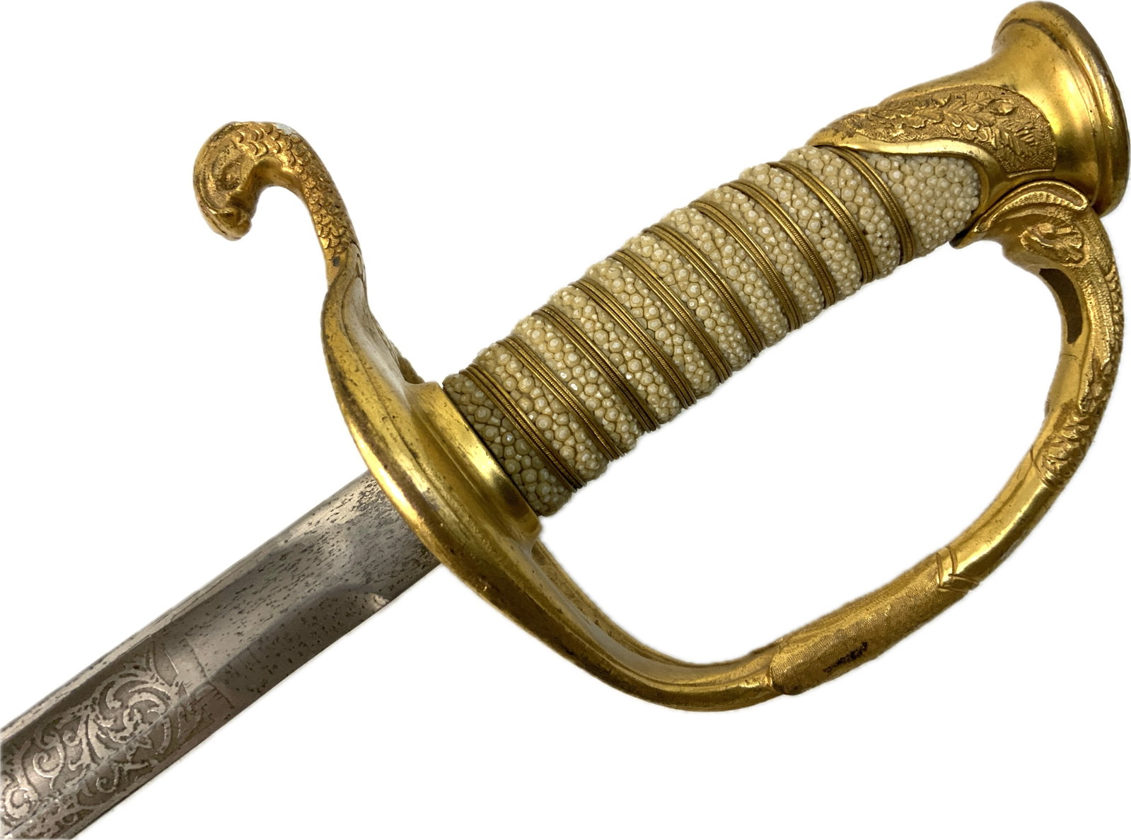 US NAVY OFFICERS SWORD WITH ETCHED BLADE USN: US NAVY OFFICERS SWORD WITH ETCHED BLADE USN. GOOD OVERALL CONDITION.33" LONG WITH 28" BLADE. NO SCABBARD.