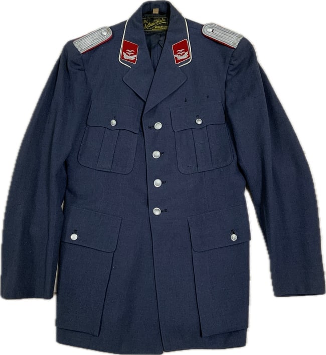 GERMANY EAST GERMAN AIR FORCE OFFICERS UNIFORM TUNIC: GERMANY EAST GERMAN AIR FORCE OFFICERS UNIFORM TUNIC.EARLY STYLE. NICE AND CLEAN CONDITION. LARGE SIZE. MANY AWARD LOOPS. RARE.