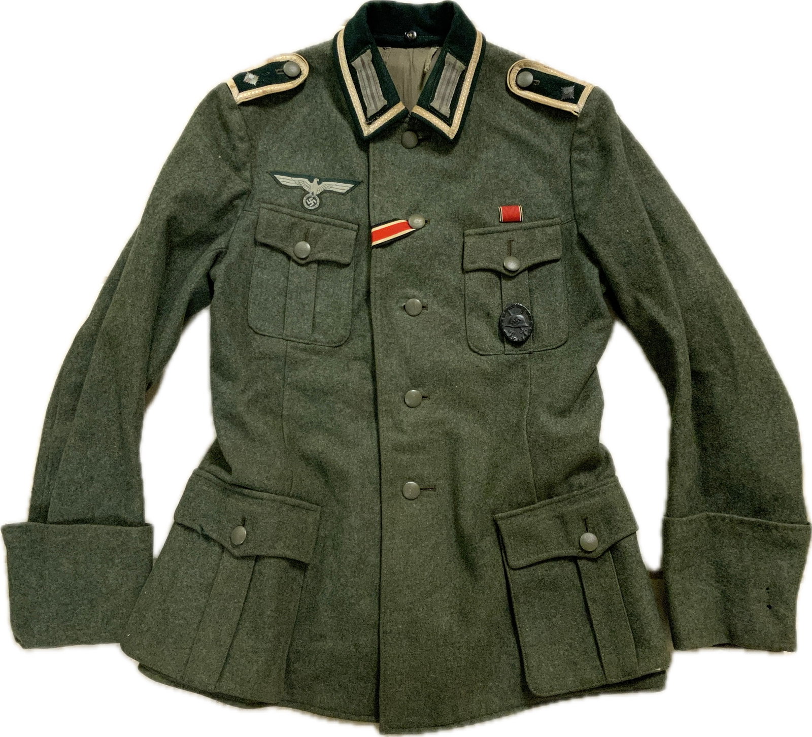 WWII GERMAN ARMY INFANTRY NCO COMBAT TUNIC: WWII GERMAN ARMY INFANTRY NCO COMBAT TUNIC. VERY NICE AND CLEAN EXAMPLE. COMPLETE WITH ALL INSIGNIA, MEDAL RIBBONS AND BLACK WOUND BADGE. NICELY MARKED INSIDE WITH MANUFACTURING INFORMATION AND SIZES 