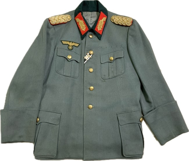 WWII GERMAN ARMY GENERAL UNIFORM TUNIC - NAMED: WWII GERMAN ARMY GENERAL UNIFORM TUNIC.NAMED TO GENERAL BATTZER. BEAUTIFUL HIGH QUALITY WARTIME TUNIC. NICE AND CLEAN CONDITION. NAMED AND DATED 1941 O THE LABEL TAG INSIDE THE POCKET.HIGHLY DESIRABLE