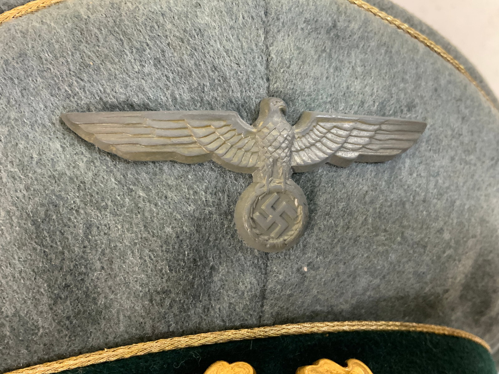WWII GERMAN ARMY GENERALS VISOR CAP HAT - 10