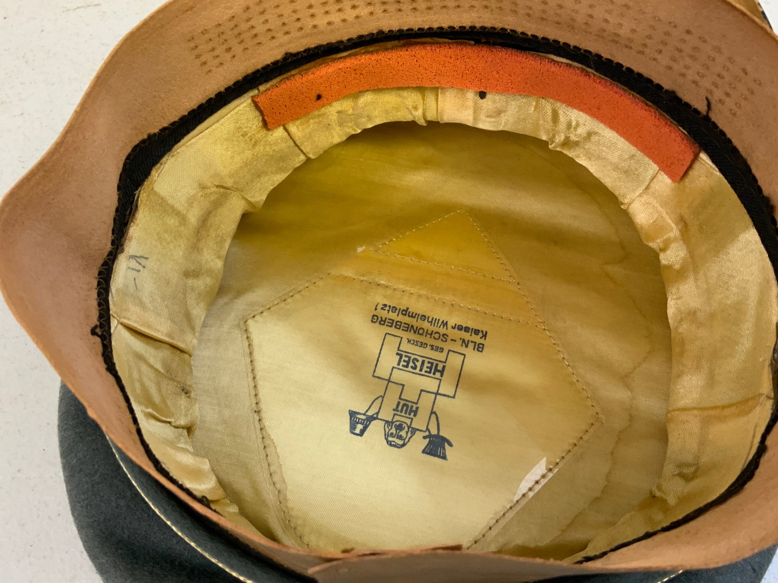 WWII GERMAN ARMY GENERALS VISOR CAP HAT - 15