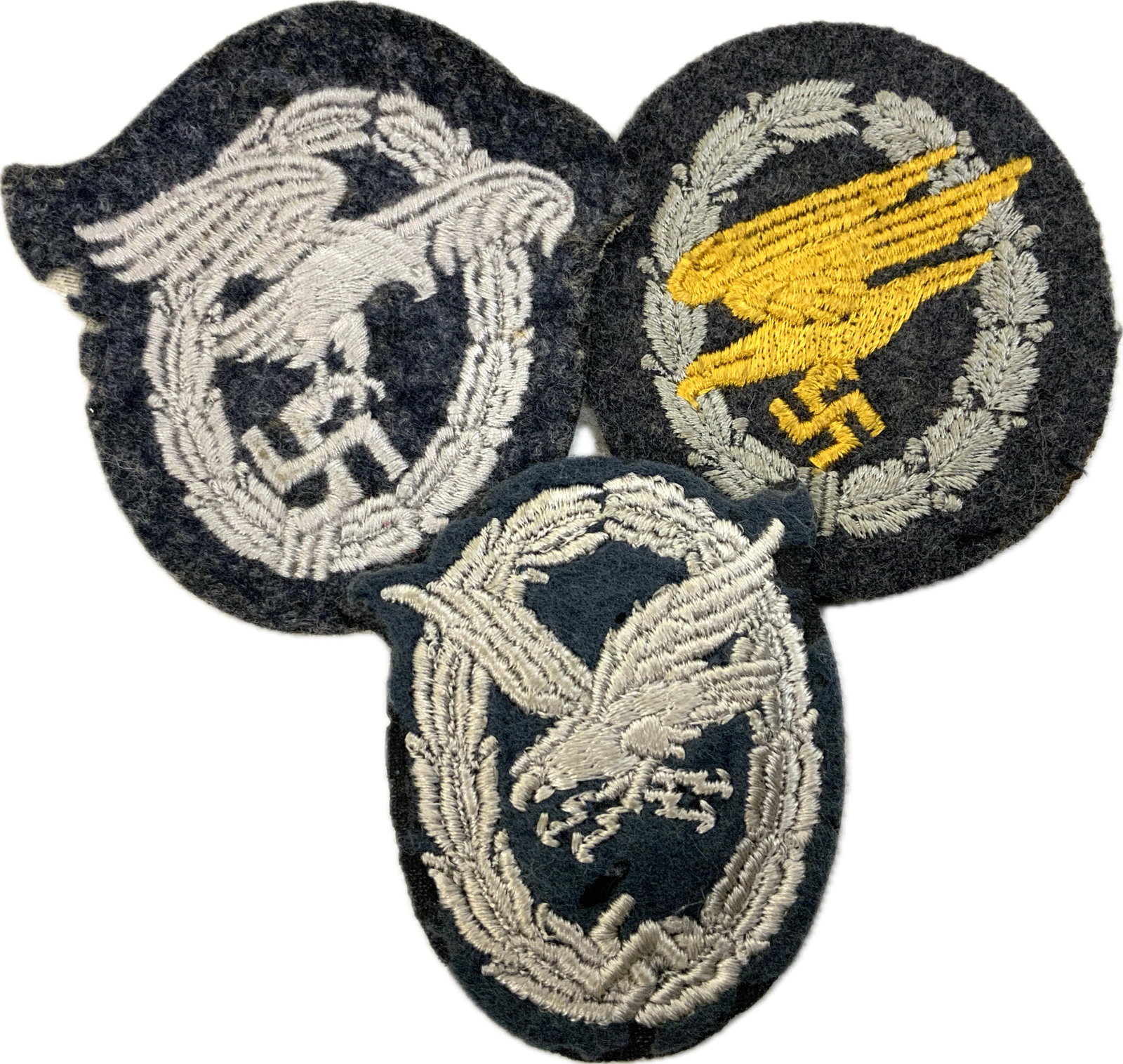 WWII GERMAN LUFTWAFFE COMBAT BADGES IN CLOTH: WWII GERMAN LUFTWAFFE COMBAT BADGES IN CLOTH.ALL GOOD CONDITION.