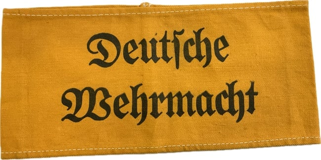 WWII GERMAN DEUTSCHE WEHRMACHT ARMBAND: WWII GERMAN DEUTSCHE WEHRMACHT ARMBAND. GOOD CONDITION. PRINTED TYPE.