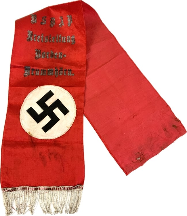 GERMANY THIRD REICH N.S.D.A.P. FUNERAL SASH: GERMANY THIRD REICH N.S.D.A.P. FUNERAL SASH. GREAT CONDITION. SILK LIKE TYPE MATERIAL. SILVER FRINGES. 33" LONG , 6 1/2" WIDE.
