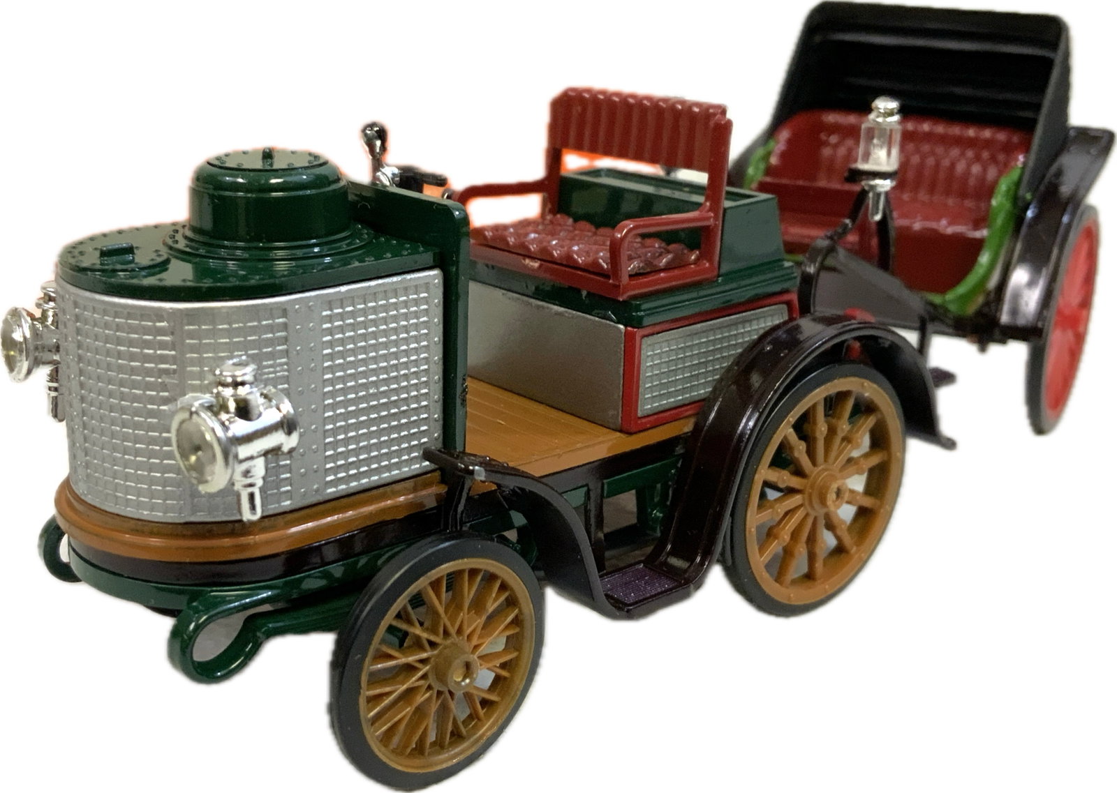 RIO ITALY 1894 DE DION VICTORIA MODEL WITH ORIGINAL BOX: VINTAGE RIO ITALY 1894 DE DION VICTORIA MODEL WITH ORIGINAL BOX.MINT CONDITION WITH ORIGINAL PACKAGING. 1:43. 5 1/2" LONG.