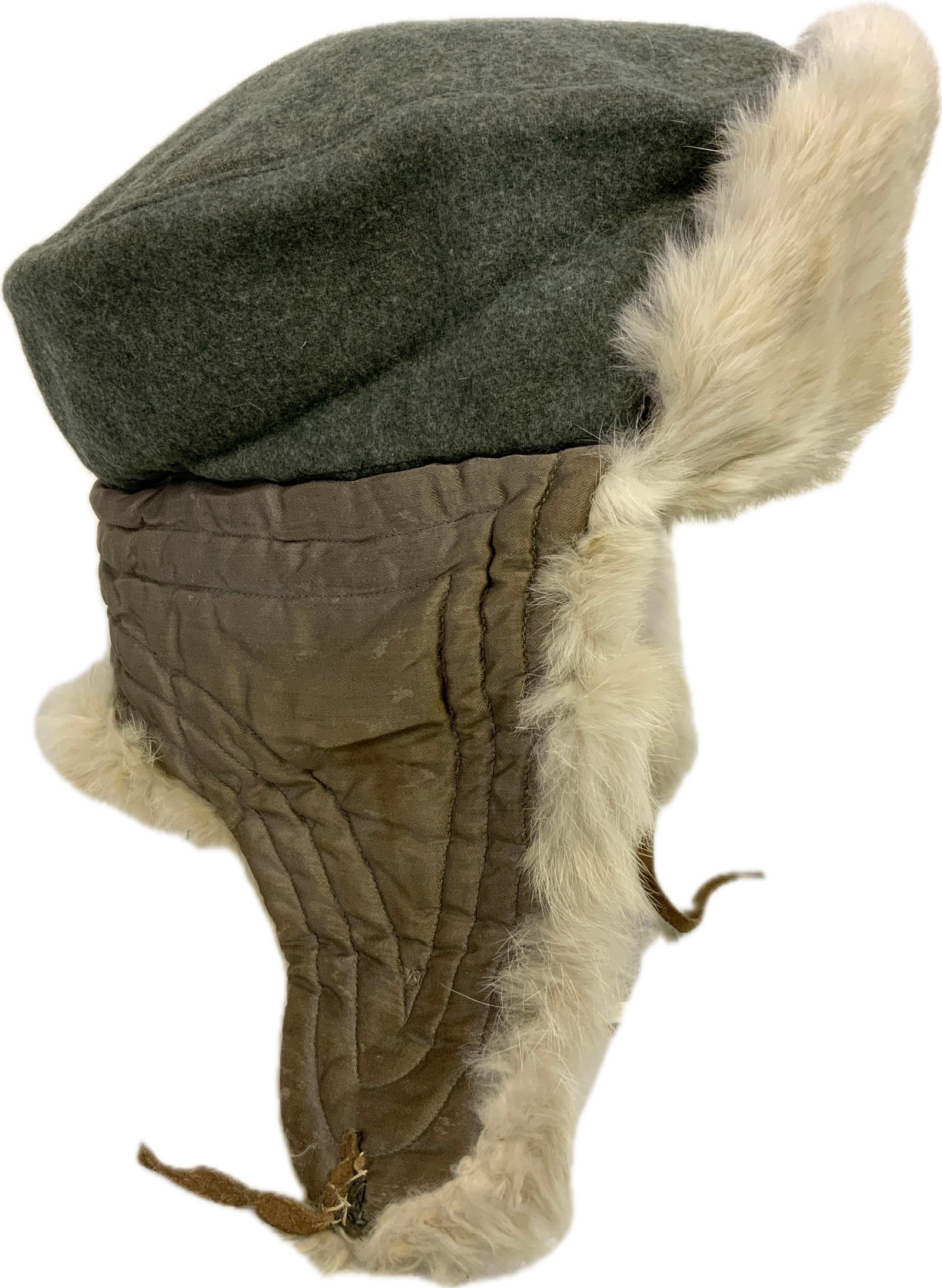WWII GERMAN ARMY EASTERN FRONT WINTER RABBIT FUR HAT: WWII GERMAN ARMY EASTERN FRONT WINTER RABBIT FUR HAT.GREAT CONDITION.COMPLETE WITH ALUMINUM EAGLE. NICELY MARKED INSIDE. SIZE 55.