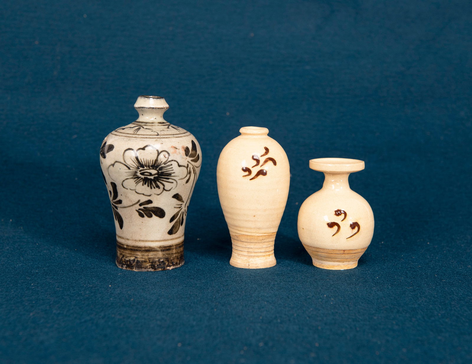 Three Chinese Cizhou Ware Floral Vases (1 of 5)