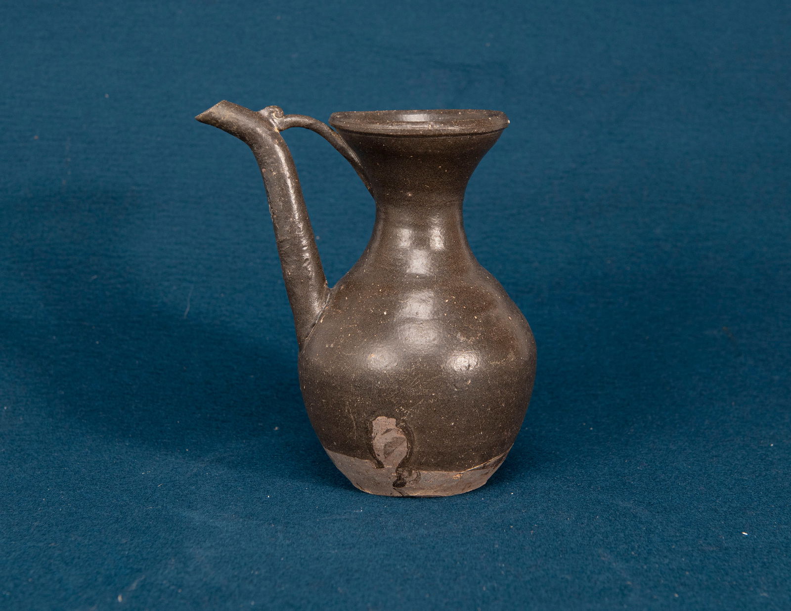 A Chinese Zisha Ewer (1 of 4)