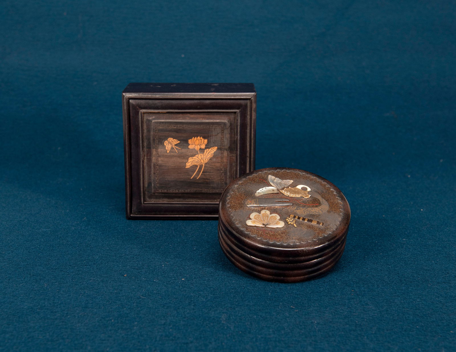 A Japanese Mother-of-Pearl Inlaid Lacquer Wooden Box (1 of 6)