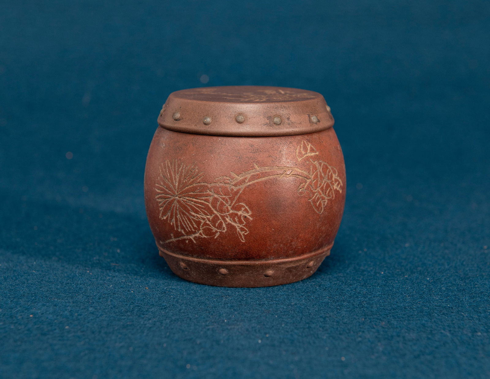 A Chinese Zisha Tea Caddy (1 of 6)