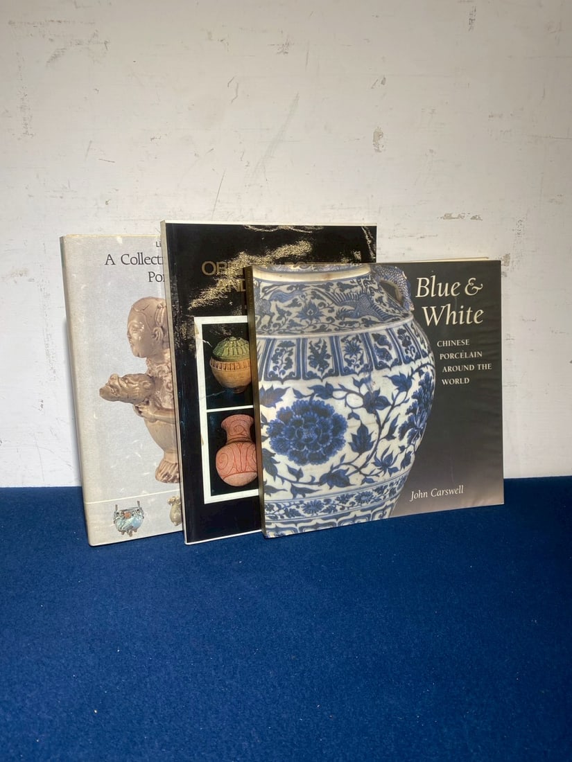 BLUE & WHITE CHINESE PORCELAIN AROUND THE WORLD??A COLLECTION OF ANCIENT CHINESE PORCELAIN (1 of 6)