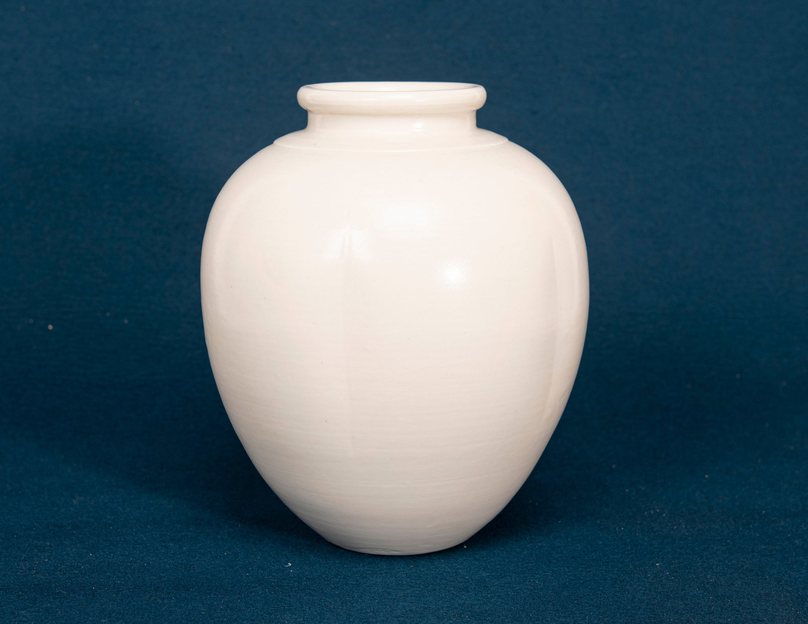 A Chinese Xing Ware Jar (1 of 4)