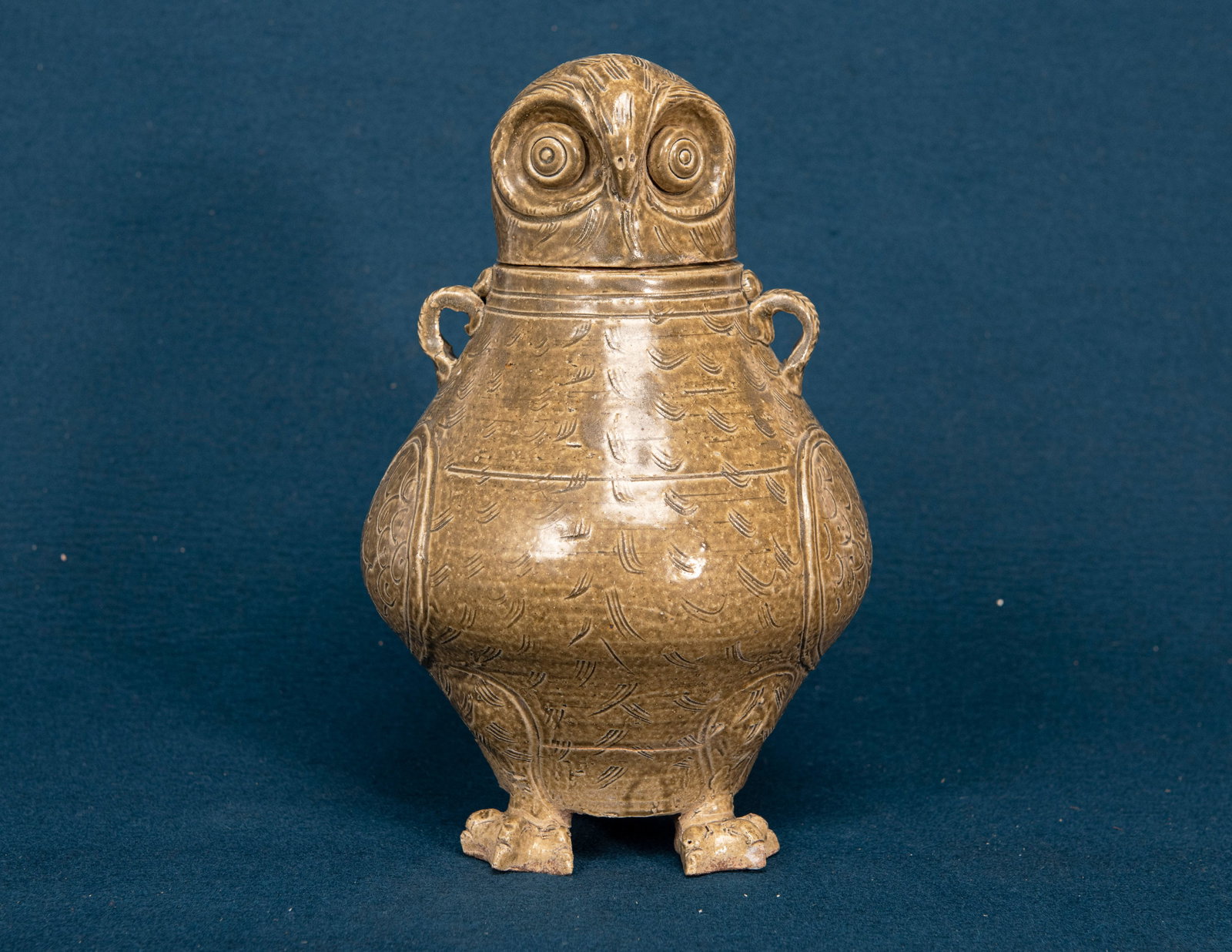 A Chinese Yue Ware Jar (1 of 7)