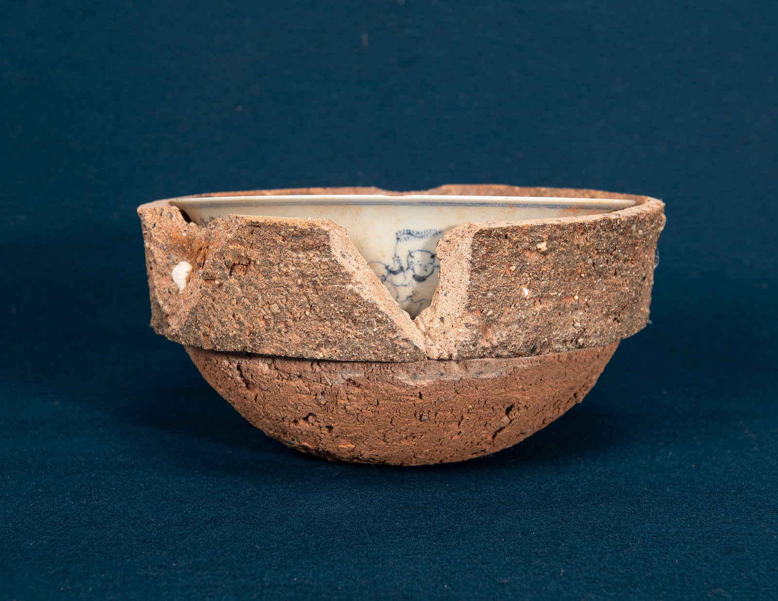 A Chinese Blue and White Bowl and Saggar (1 of 4)