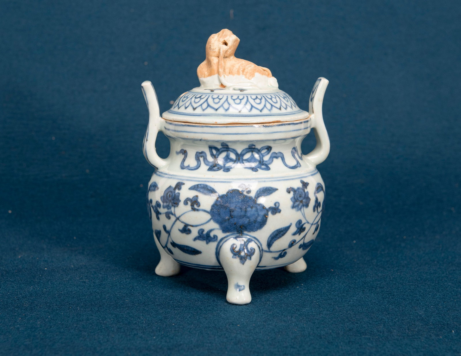 A Chinese Blue and White Censer (1 of 5)