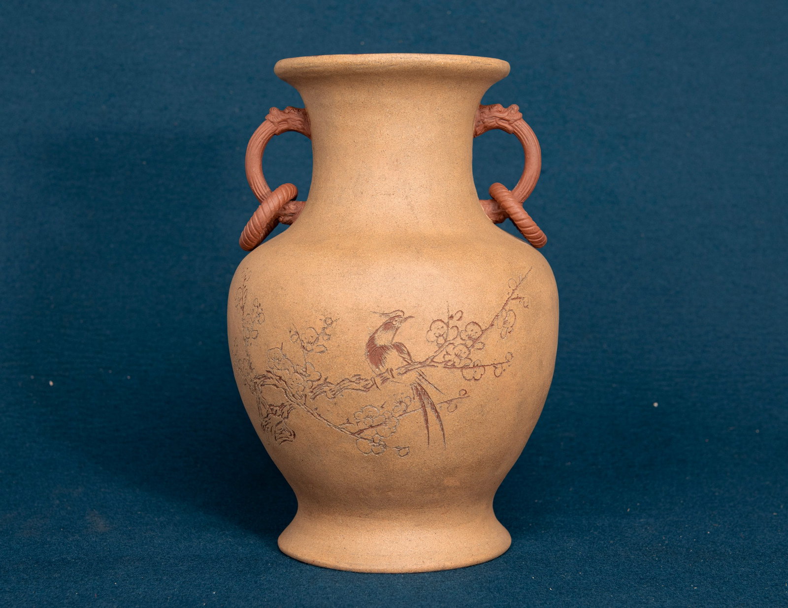 A Chinese Zisha Vase: H:23.8cm