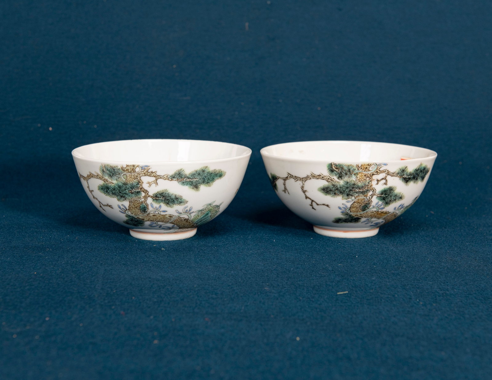 Two Chinese Famille Rose Bowls: D:13.9cm
