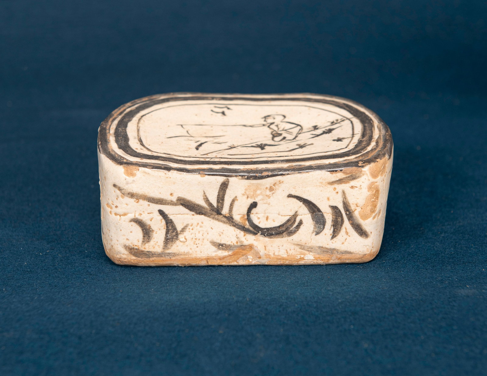 A Chinese Cizhou Ware Pillow (1 of 4)