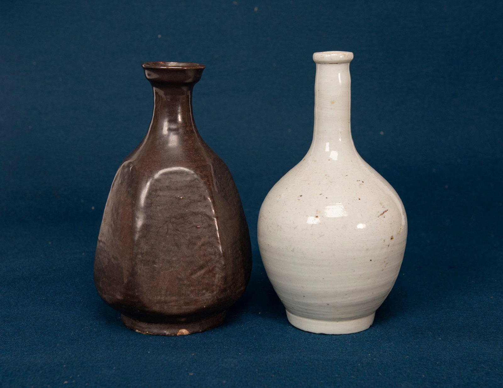 Two Korean Vases (1 of 5)
