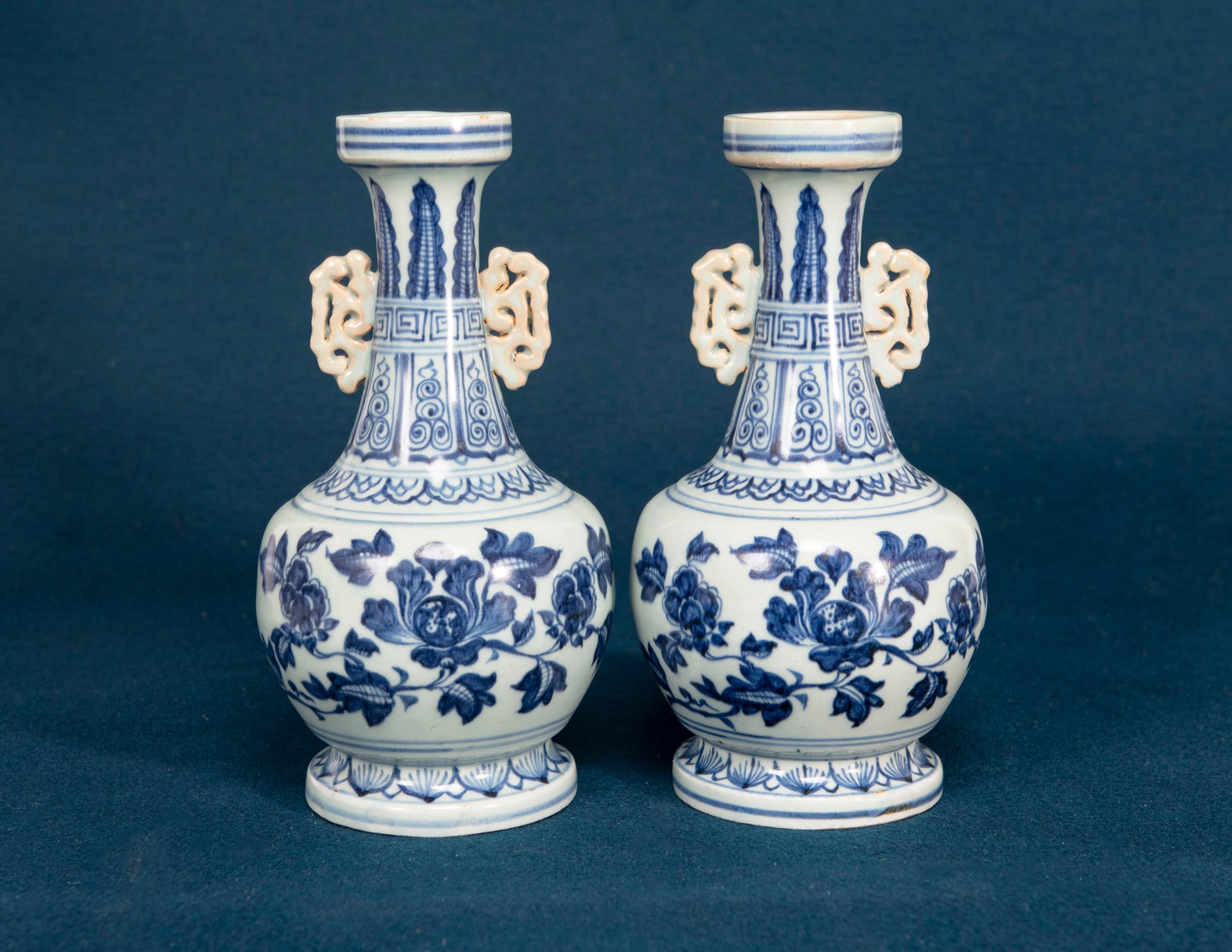 A Pair of Chinese Blue and White Floral Vases (1 of 5)