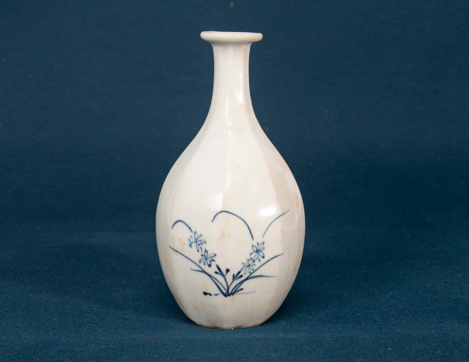 A Korean Floral Vase (1 of 5)