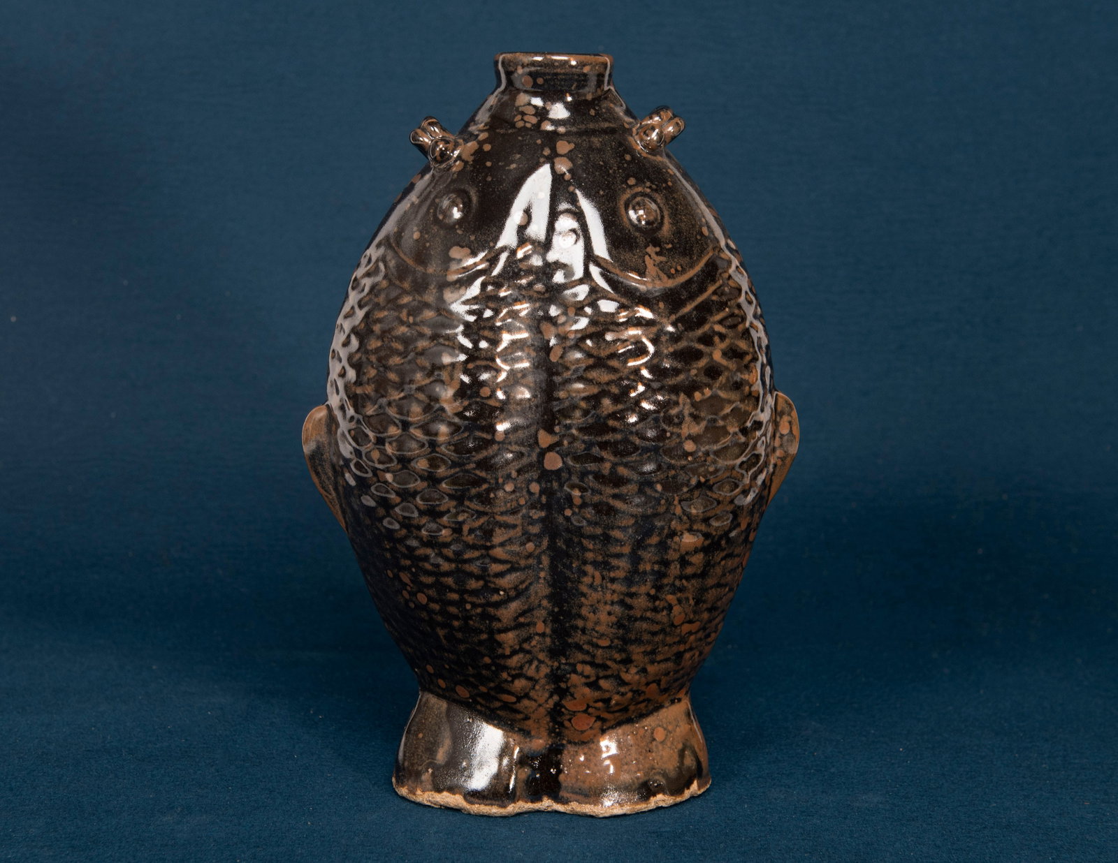 A Chinese Cizhou Ware Fish Shaped Vase: H:30.3cm