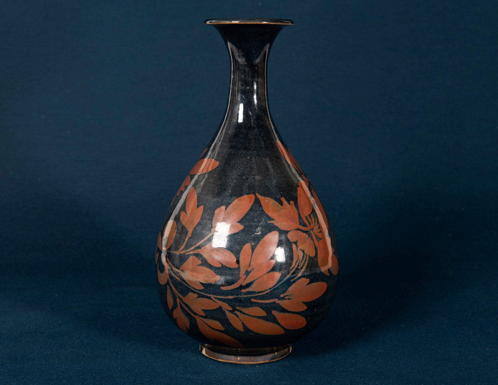A Chinese Cizhou Ware Floral Vase: H:28.7cm