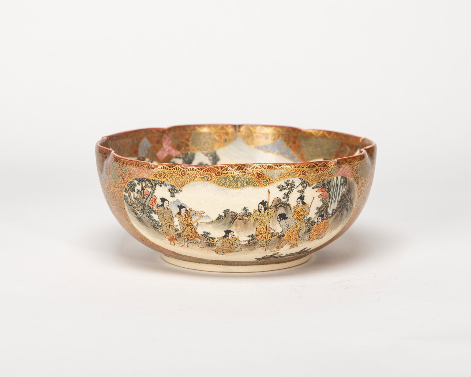 A Japanese Satsuma Bowl: D:21.5cm