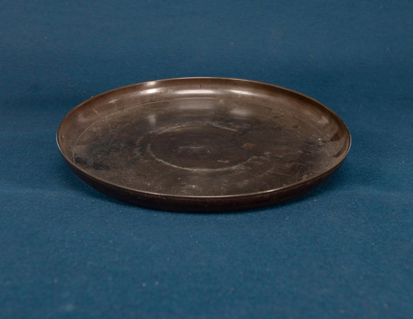 A Chinese Bronze Dish: D:32.2cm