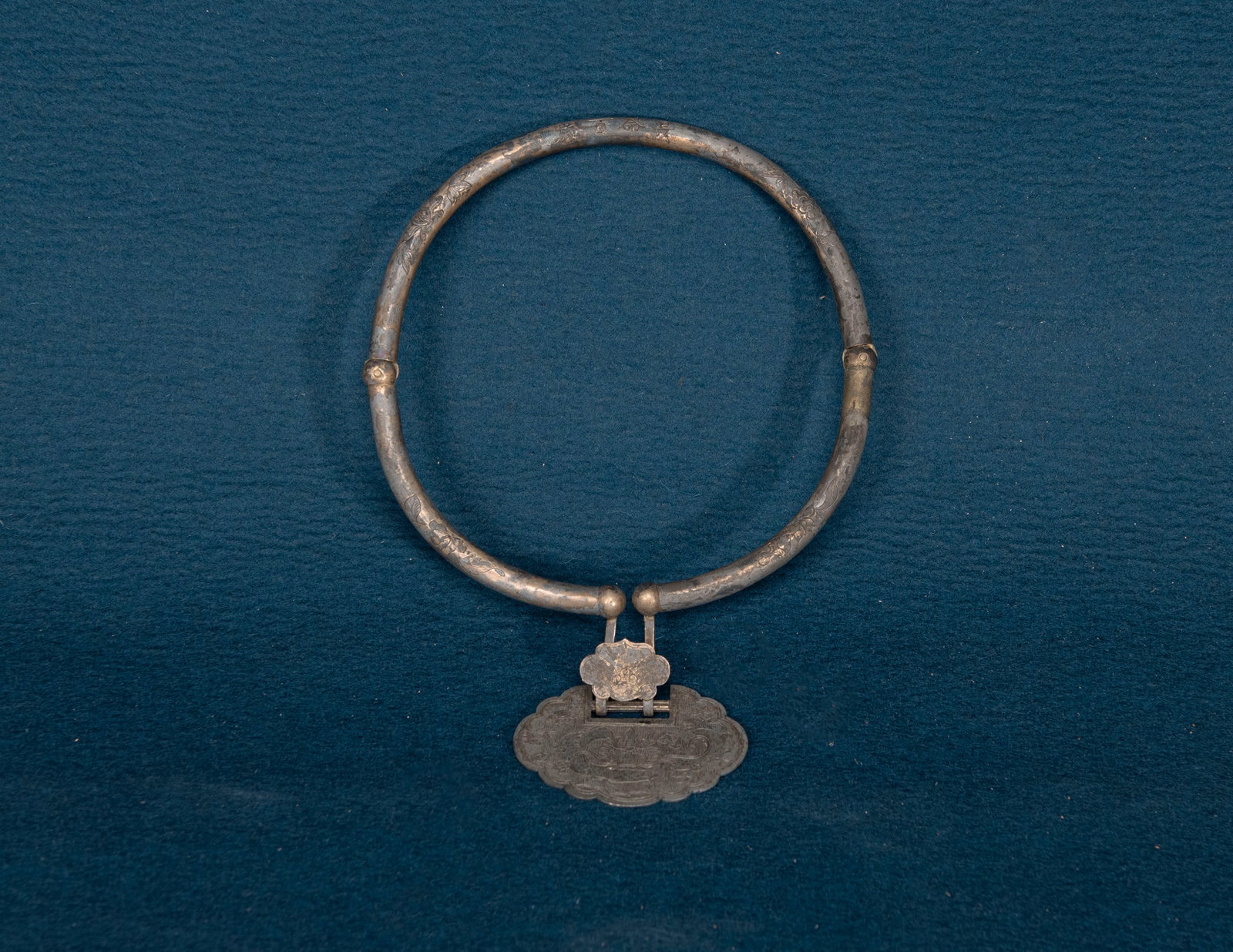 A Chinese Silver 'Longevity' Lock Pendant: D:16.9cm
