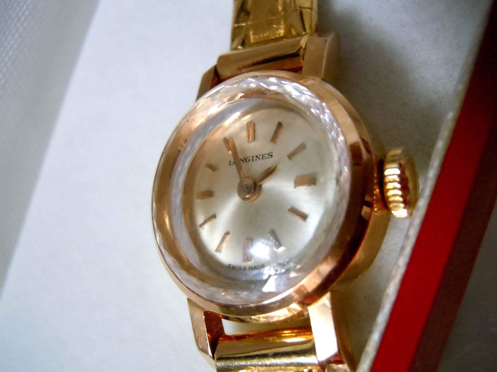 QUADRUPLE SIGNED 18K GOLD LONGINES LADIES SWISS WATCH (1 of 10)