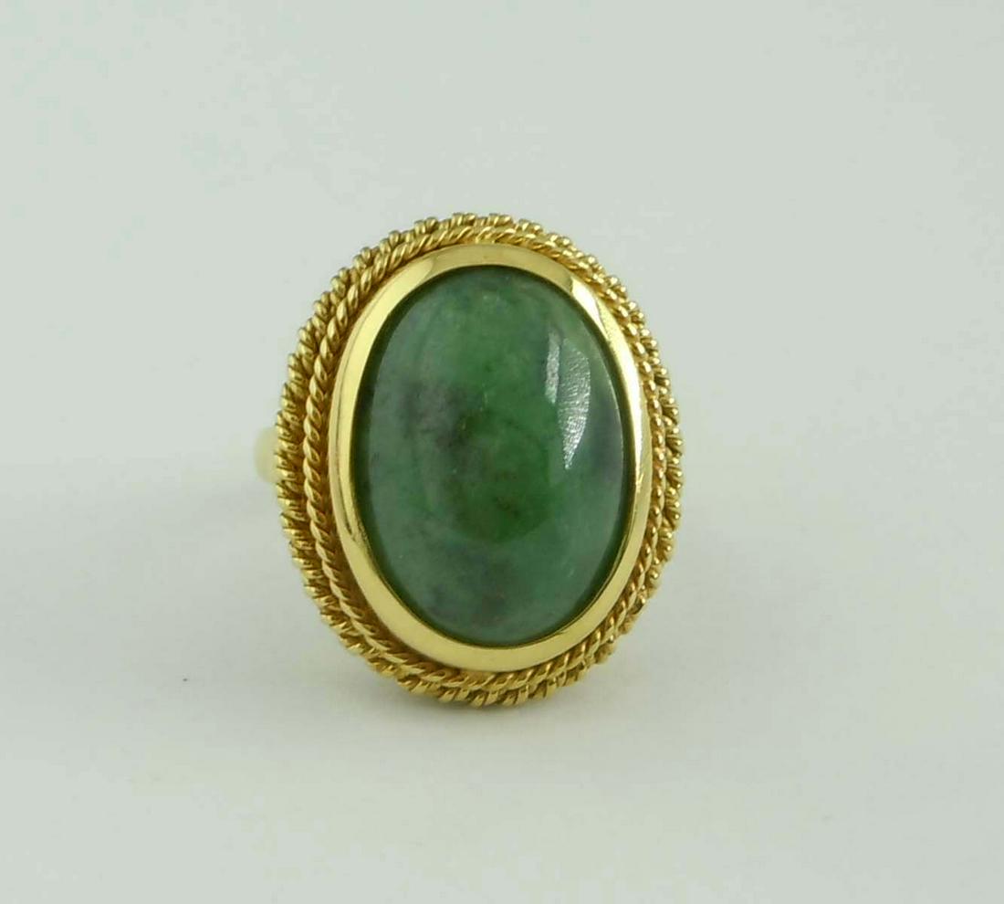 ANTIQUE 18KT GOLD SPINACH GREEN JADE OVAL CABOCHON RING (1 of 7)