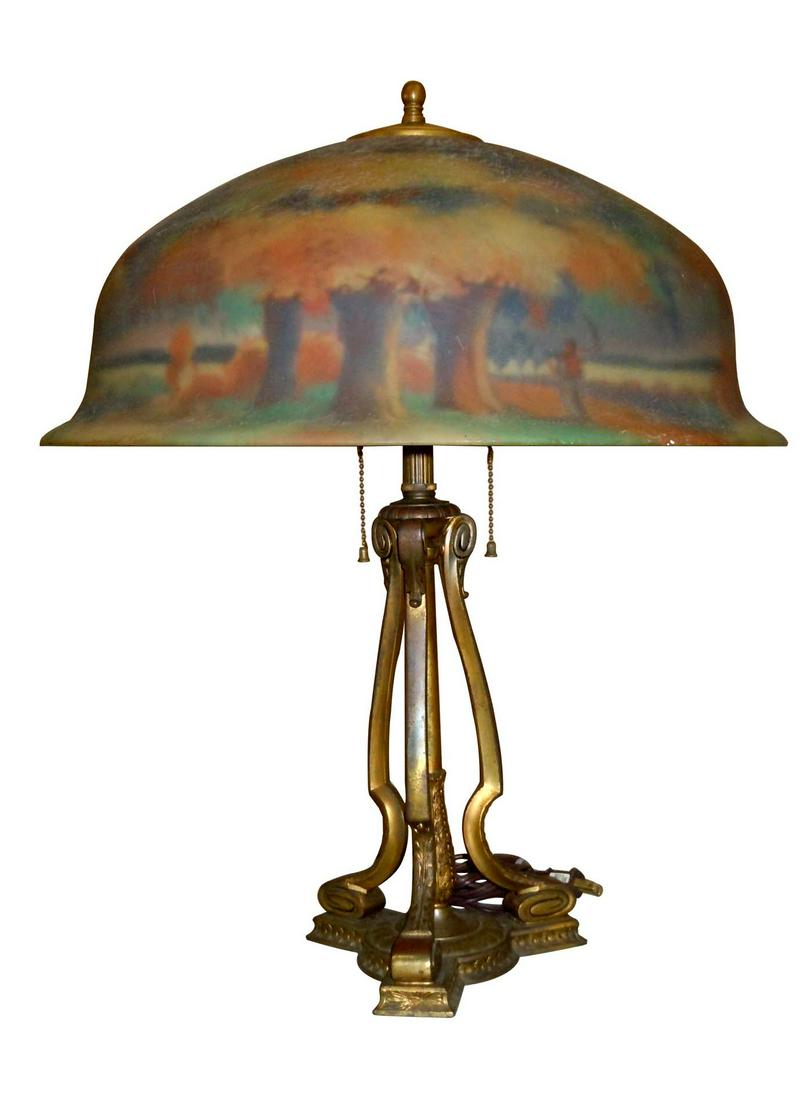 PAIRPOINT BERKLEY TABLE LAMP with ROBIN HOOD DECORATION (1 of 16)