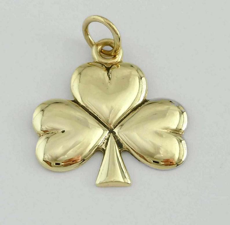 LUCK OF THE IRISH 9KT GOLD ENAMEL SHAMROCK PENDANT 9CT (1 of 4)