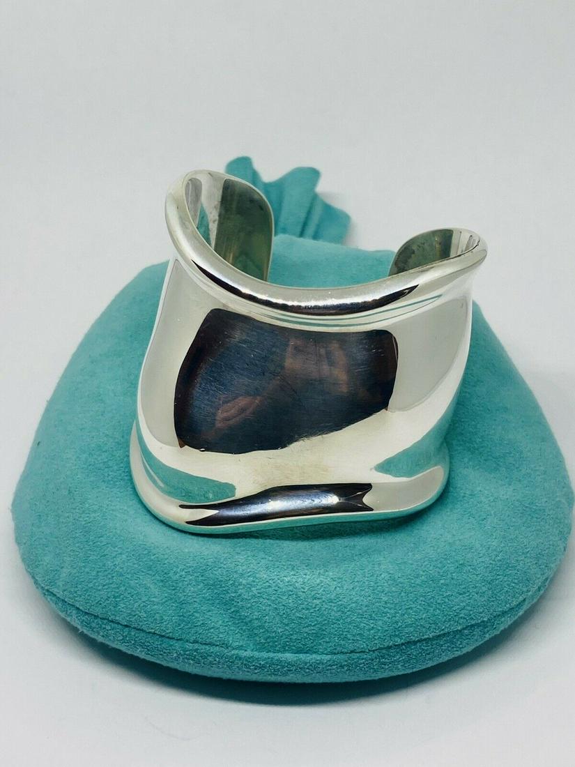 TIFFANY 1978 PERETTI MEDIUM RIGHT BONE CUFF BRACELET An Outstanding Rare Sterling Silver Tiffany: TIFFANY 1978 PERETTI MEDIUM RIGHT BONE CUFF BRACELET An Outstanding Rare Sterling Silver Tiffany & Co 1978 Elsa Peretti Medium Right Bone Cuff Bracelet, marked 'PERETTI TIFFANY & CO (c) ITALY 1978 STE