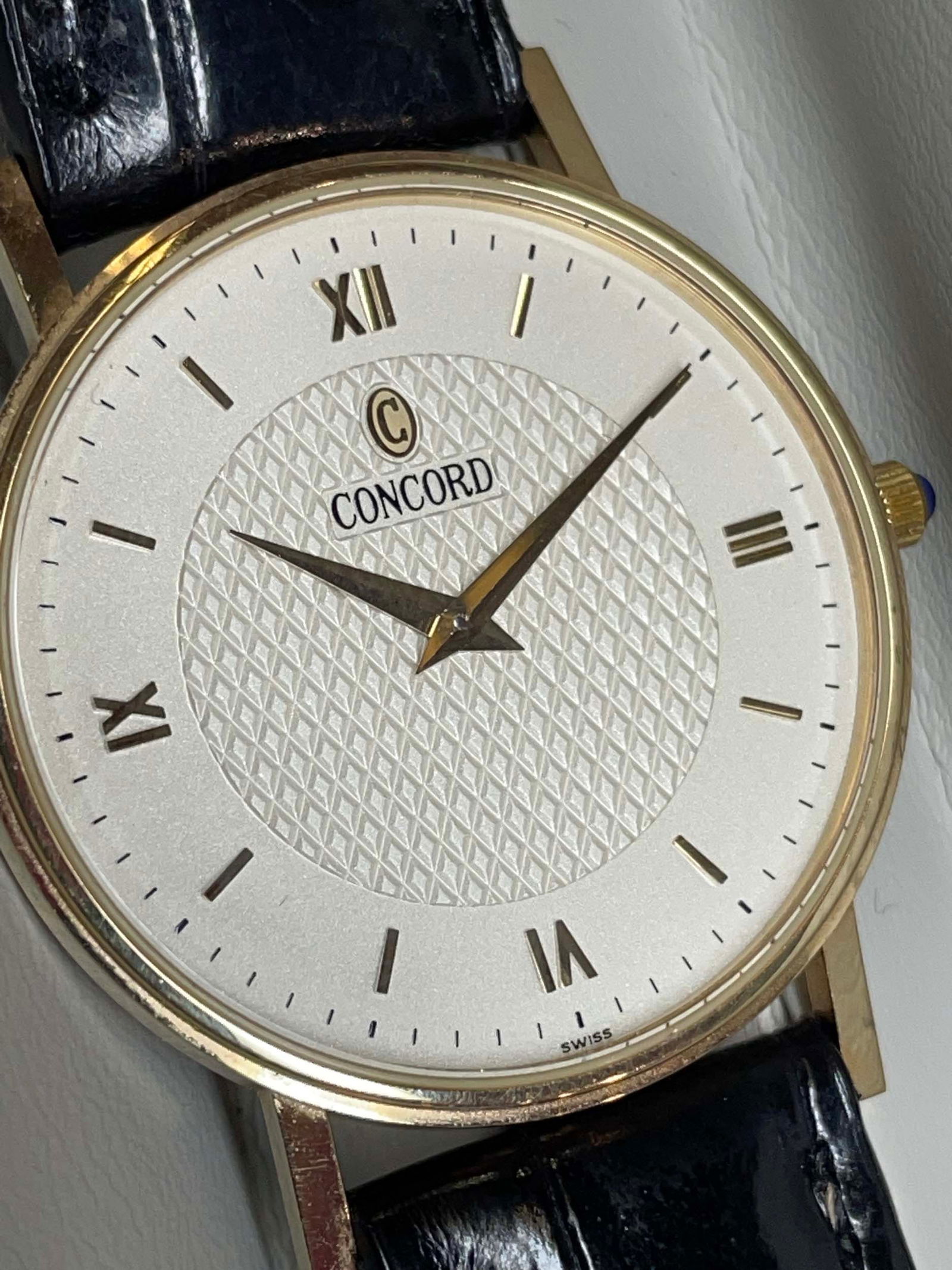 MEN'S CONCORD 14K GOLD SWISS QUARTZ WATCH 28C6922 w COA    A stunning Vintage Men's Estate Concord (1 of 7)
