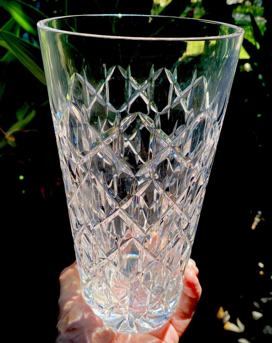 TIFFANY 'GRENADA' CROSS HATCH CUT CRYSTAL FLOWER VASE    Cut Crystal Flower Vase Grenada by TIFFANY (1 of 8)