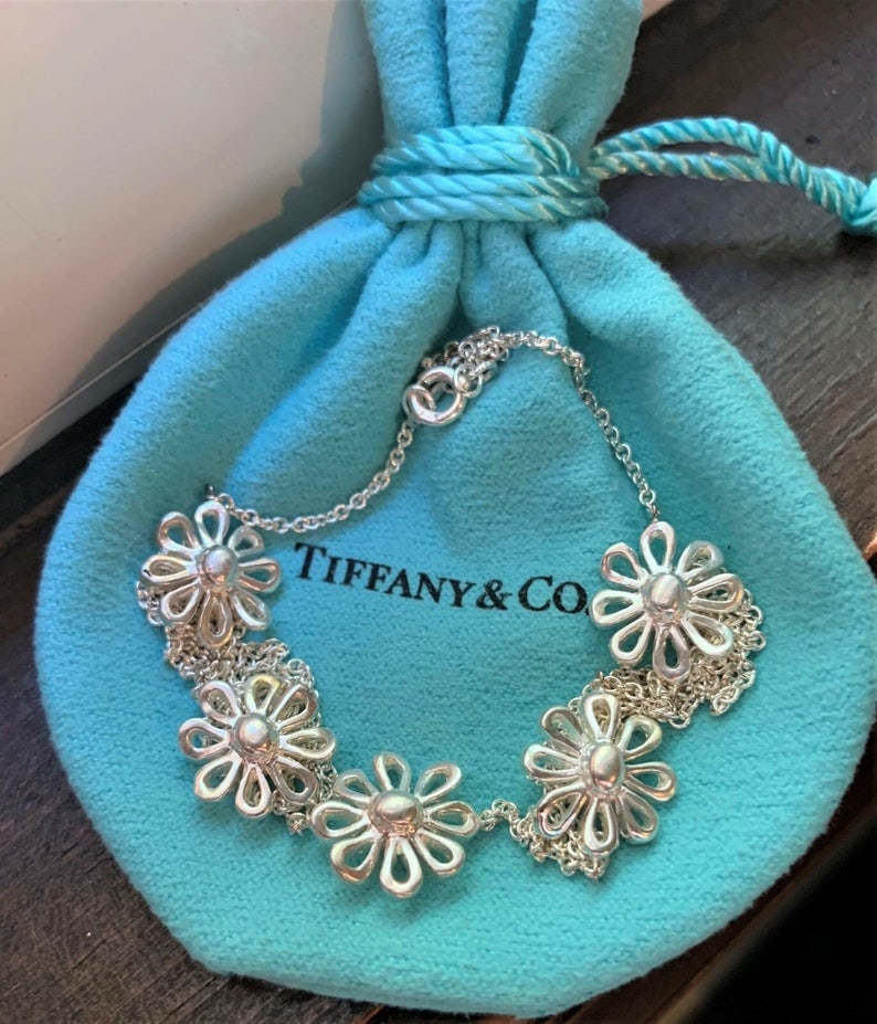 Tiffany daisy shop pendant