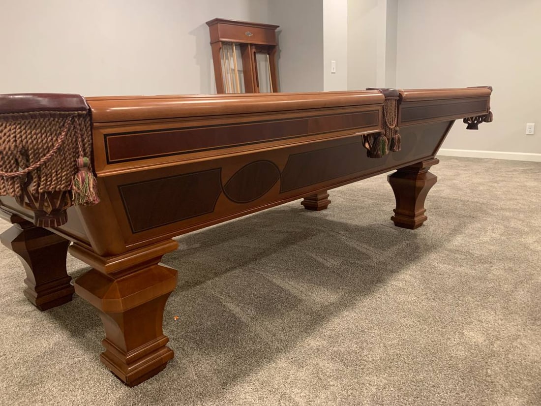 BRUNSWICK SORRENTO 8' BILLARD POOL TABLE W/PING PONG TOP This is a beautiful pool table with: BRUNSWICK SORRENTO 8' BILLARD POOL TABLE W/PING PONG TOP This is a beautiful pool table with mahogany inlay, upgraded black felt, cue rack and cues, balls and two ball racks, ping pong top with compl