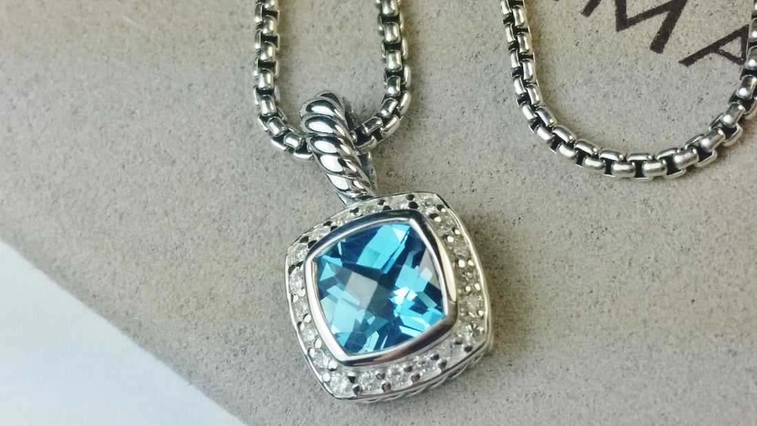 DAVID YURMAN SILVER BLUE TOPAZ 7MM DIAMOND PENDANT BOX NECKLACE    A Vintage David Yurman Sterling (1 of 6)